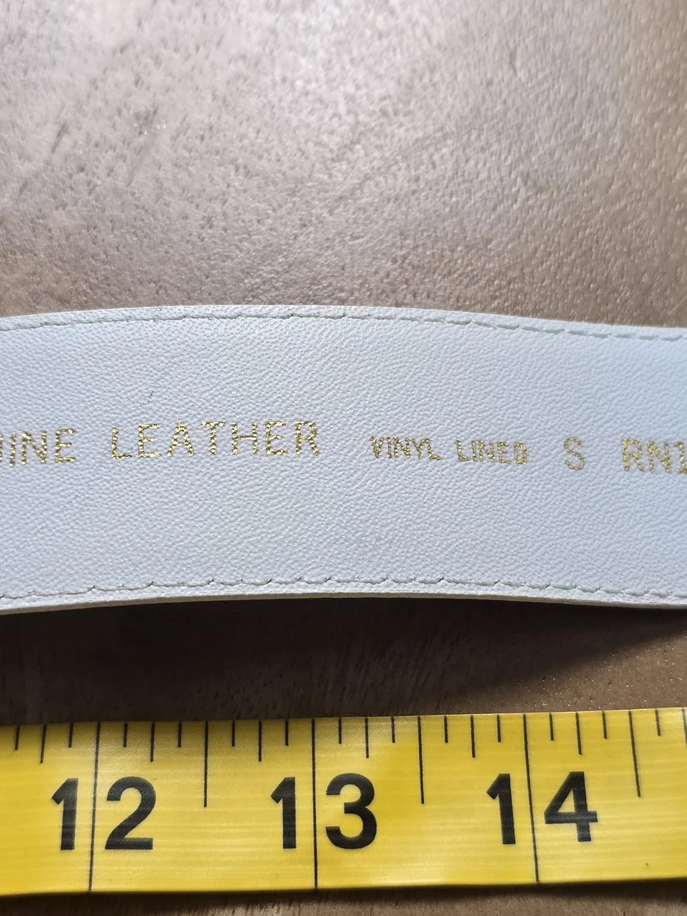 Vintage Karen Scott White Croc-Embossed Leather Belt (Size S)